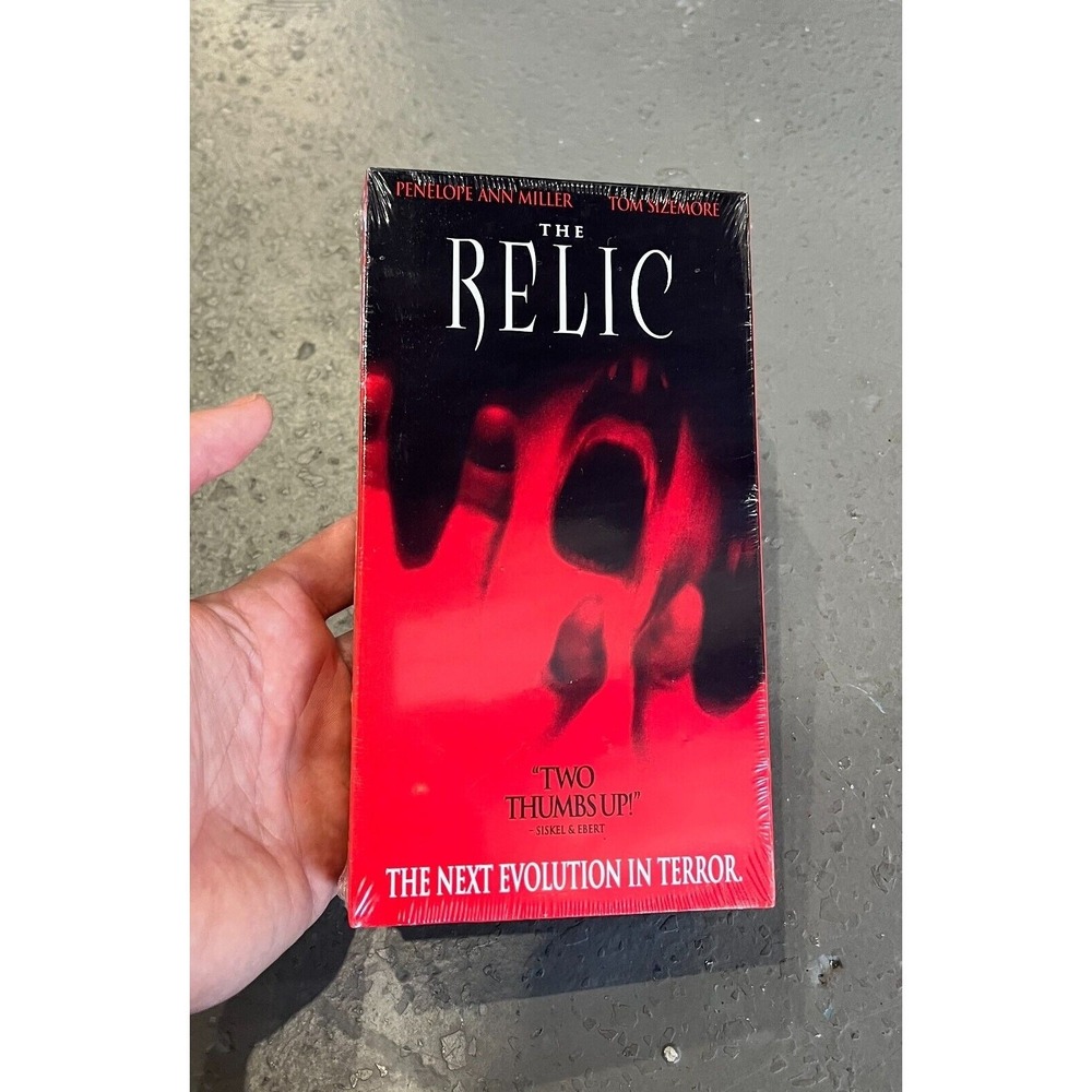 THE RELIC VHS Horror w/ Tom Sizemore & Penelope Ann Miller Sealed Brand New